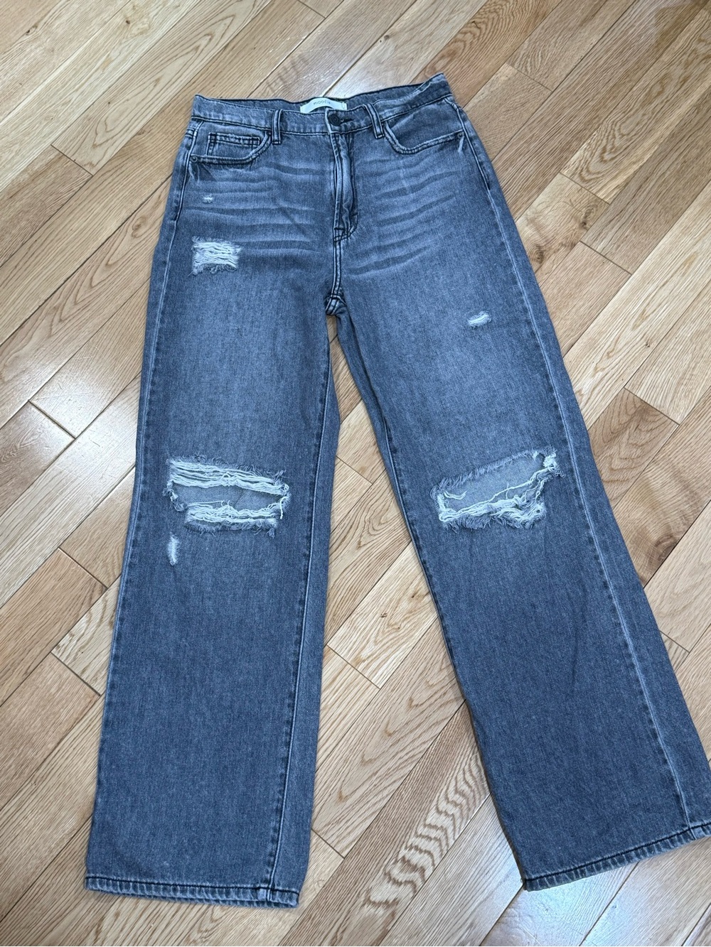 Distressed Wide-Leg Jeans in Washed Black
